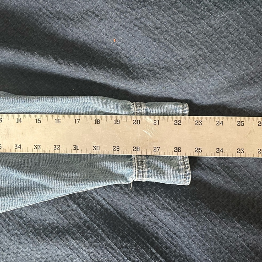 Universal Thread Light Blue Denim Button-Down Jea… - image 5